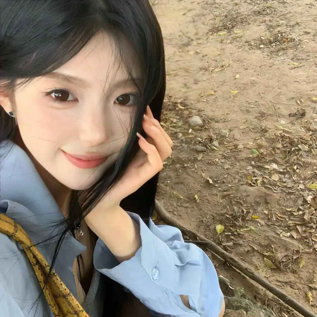 完美普通家庭海报