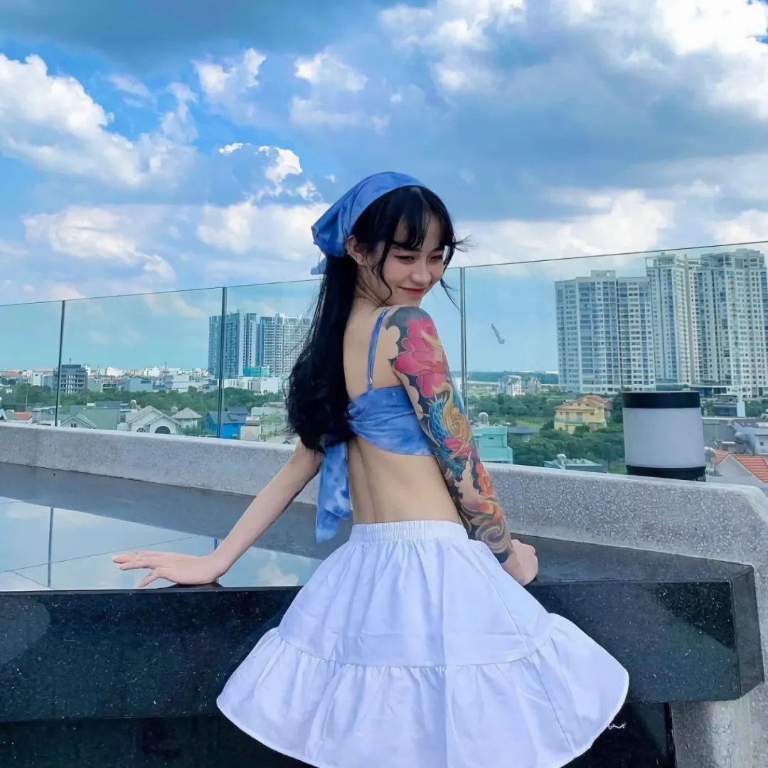 新睡衣晚会大屠杀海报