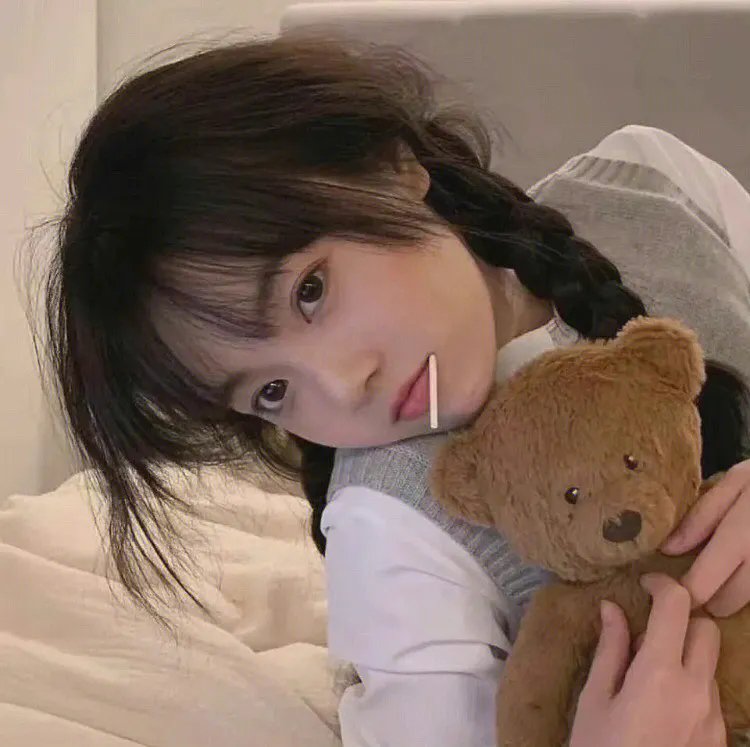 魔幻女儿国海报